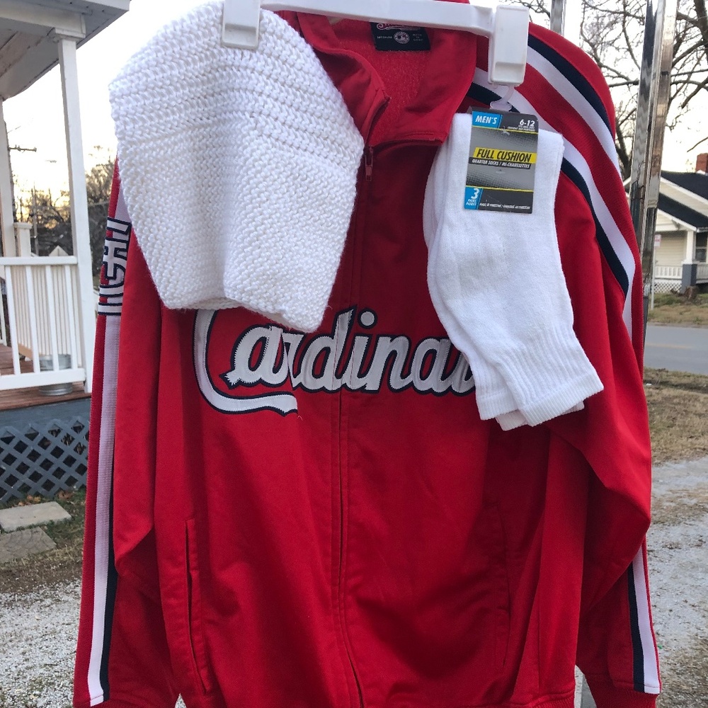 Men Medium STL Cardinals ZipUp, Handmade Hat & New 3 Pack Socks